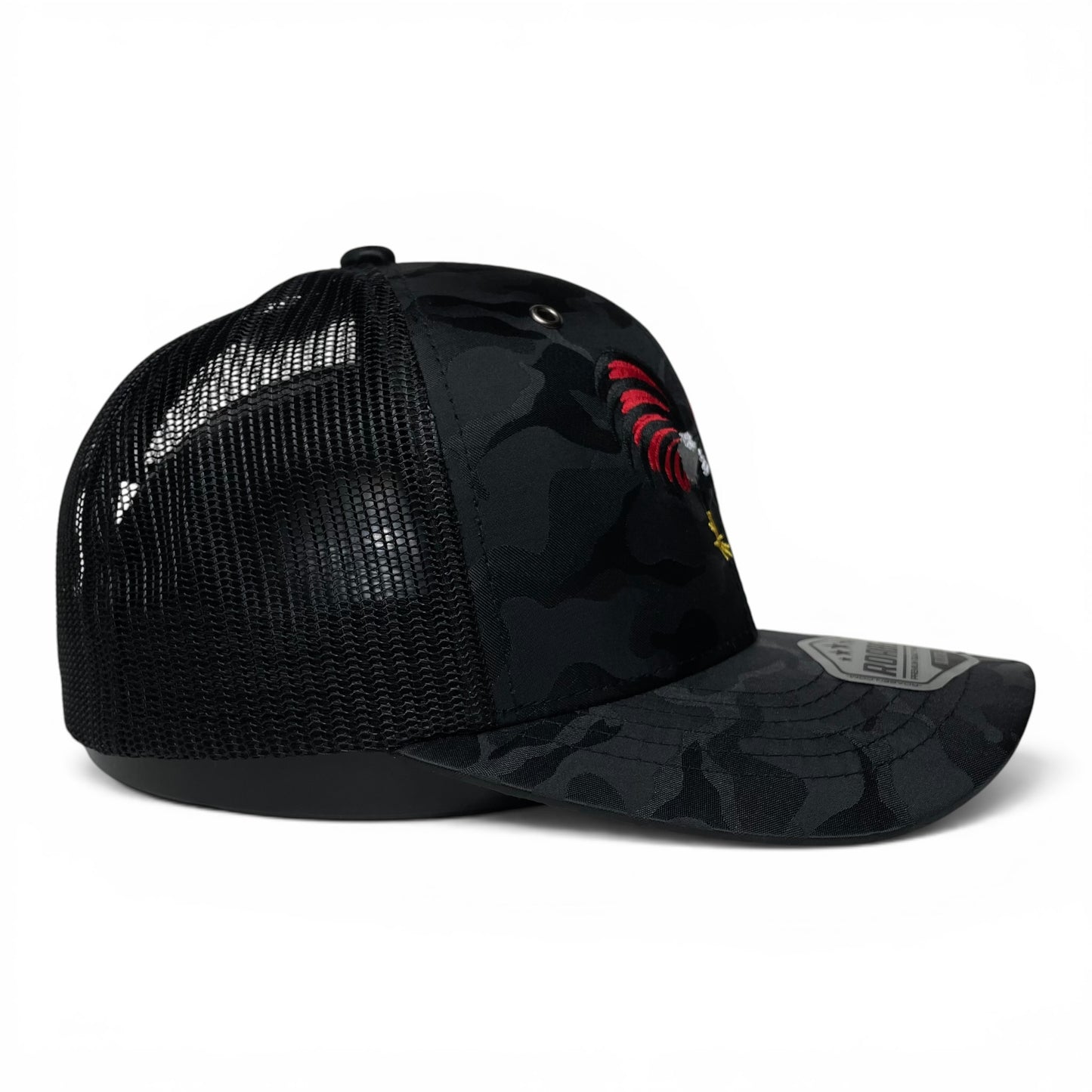 ROABEN El Jefe Rooster Camo Trucker Hat with Mexico Flag Under Visor